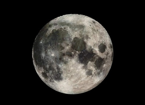 Encyclopædia Britannica — Moon geological history and structure